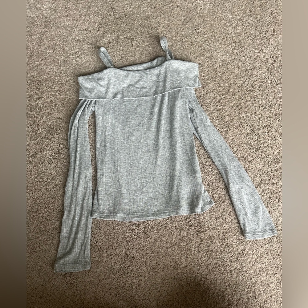 Girls grey off the shoulder top yxl 14 nwot